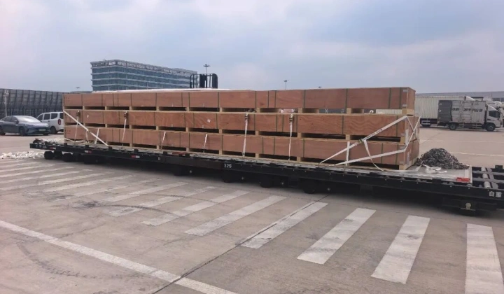 10-Meter Oversized Cargo Air Freight to Abu Dhabi | Project Logistics Case Study